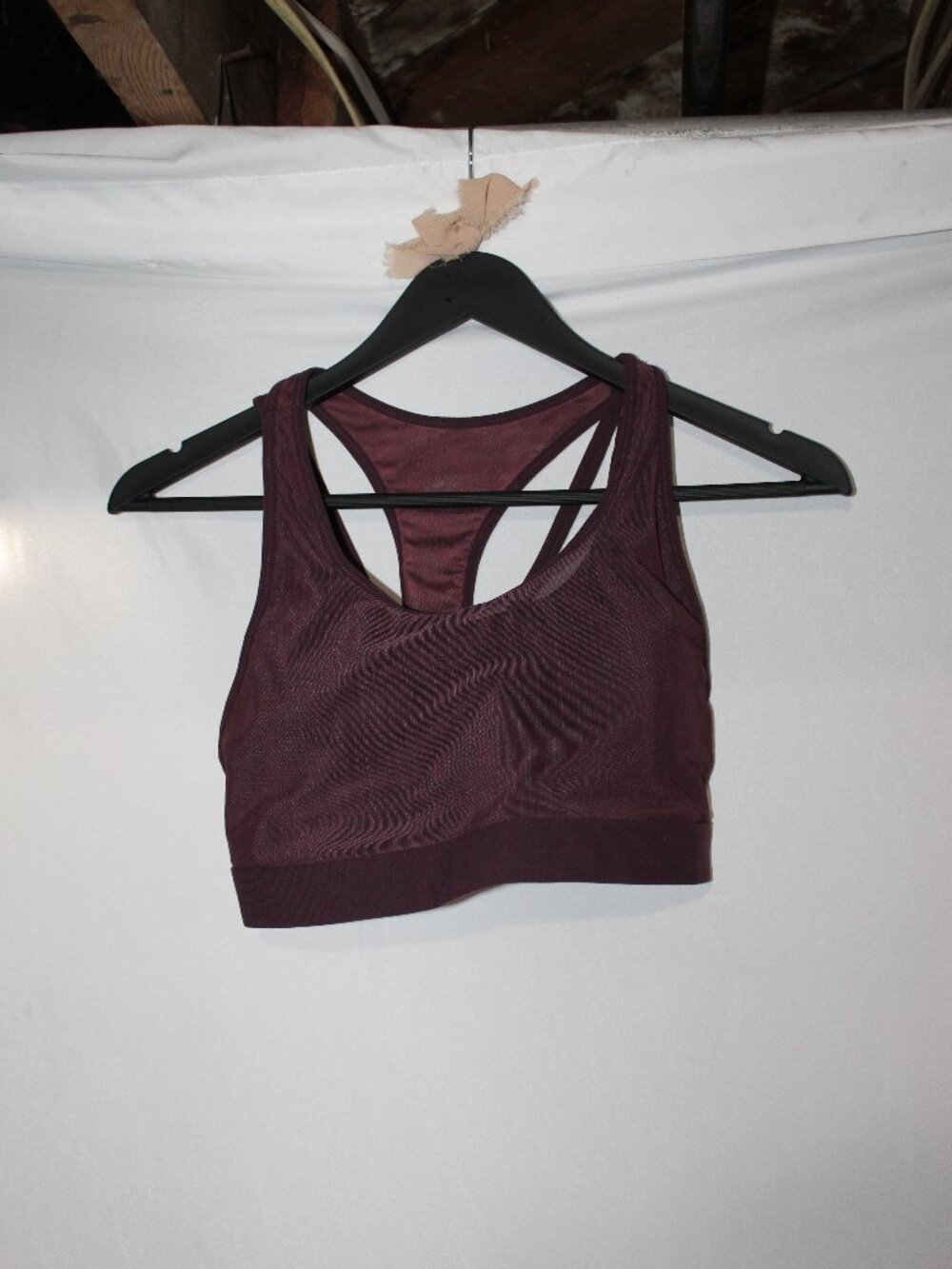 Fabletics Women's Burgundy Razorback Strappy Sports Bra